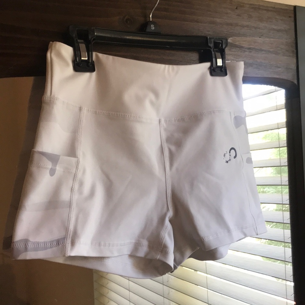 Curves n Combatboots White Camo Shorts